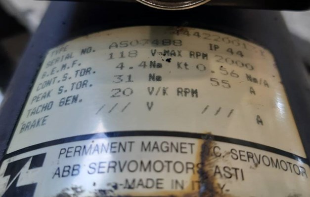 MOTORI ASSI VARI USATI ABB-BAUMULLER-CONTROL TECHNIQUES